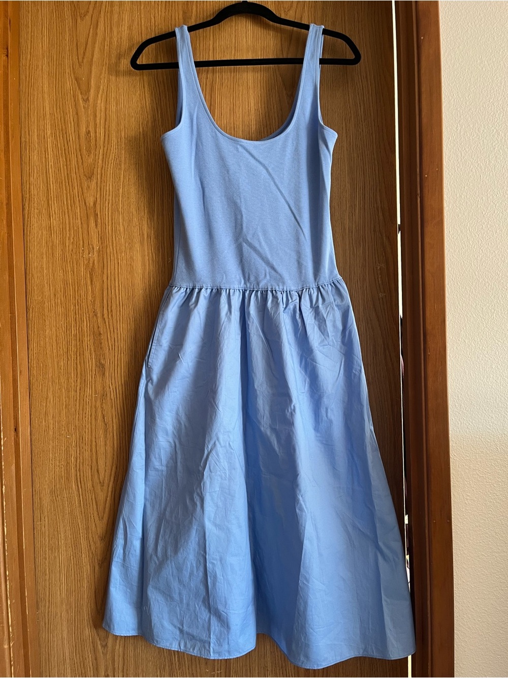 Light Blue Women's Scoop Neck Midi Dress